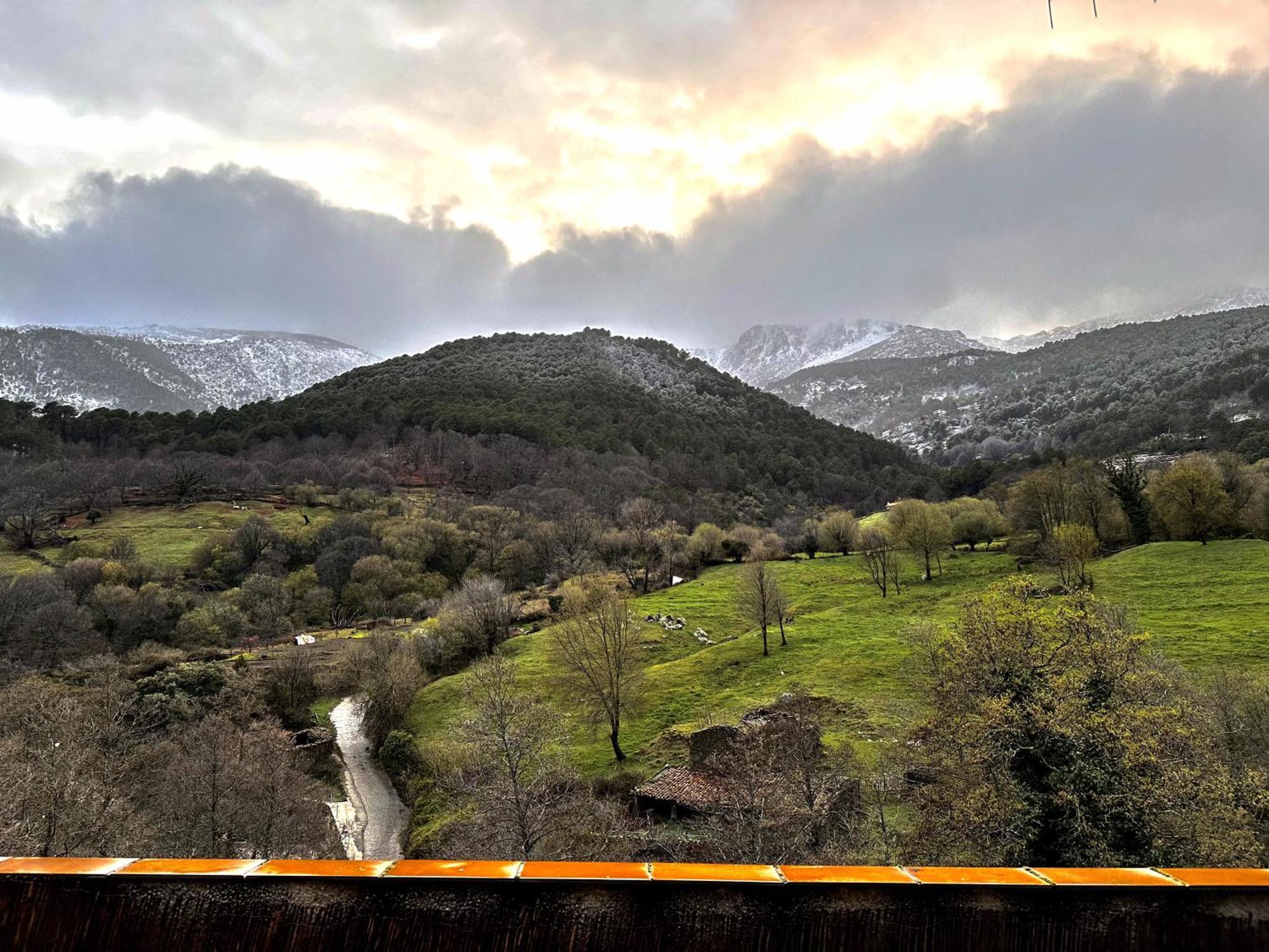 Gredos Starlight House Leilighet Mijares  Eksteriør bilde